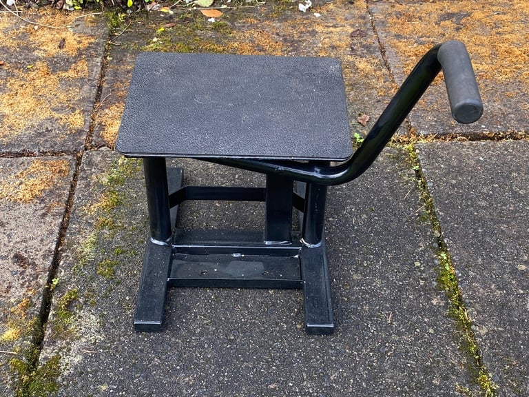 Oypla small motorcycle/moped lift