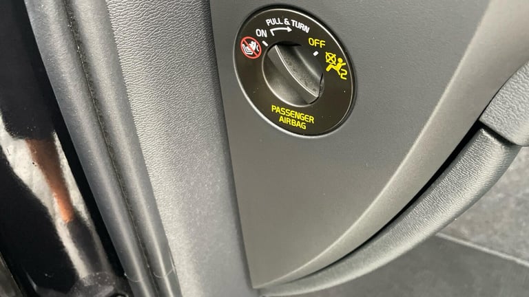 2024 Volvo XC40 Ultra B3 Mild hybrid ESTATE Petrol/Electric Hybrid Automatic