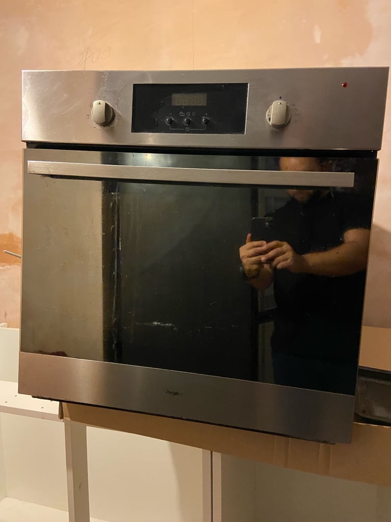 image for Whirlpool oven £ 25ono