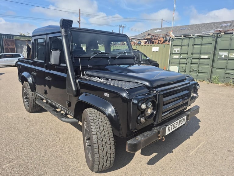 image for Land Rover Defender 110 Crew Double Cab XS DC LWB 2009