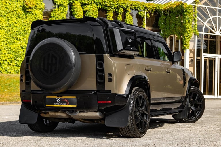 2024 Land Rover Defender 110 3.0 D250 MHEV XS Edition Auto 4WD Euro 6 (s/s) 5dr ESTATE Diesel Aut...