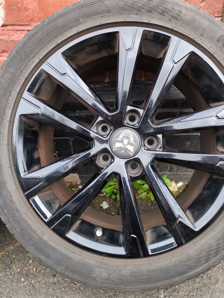Alloy wheels