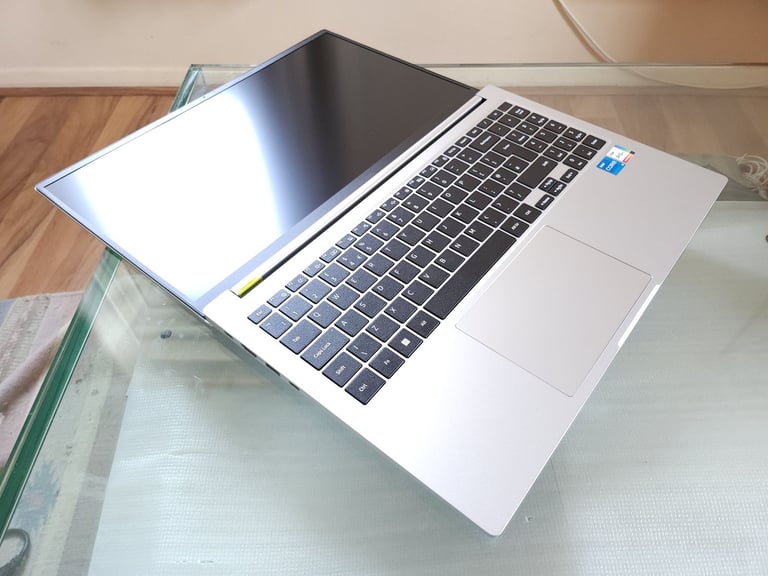 ❤️ Samsung Galaxy Book LTE SIM 15.6" FHD i5-1135G7 8GB RAM 256GB SDD Laptop Boxed PRISTINE