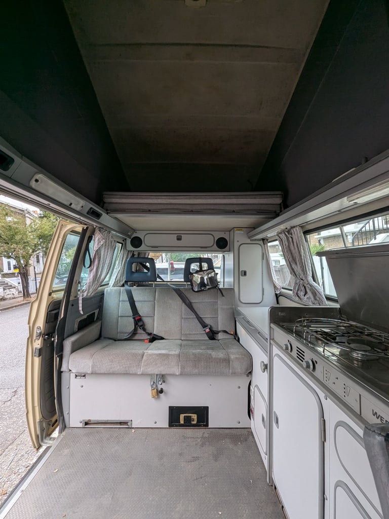 VW T25 Campervan – Great Condition!