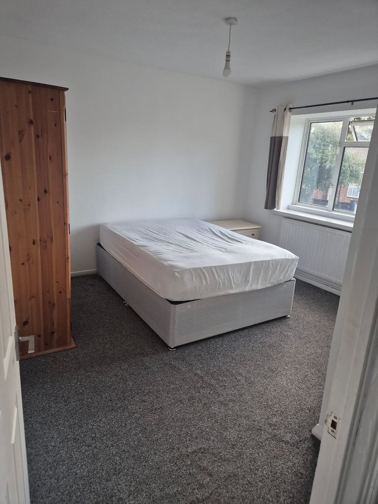 Double room available 