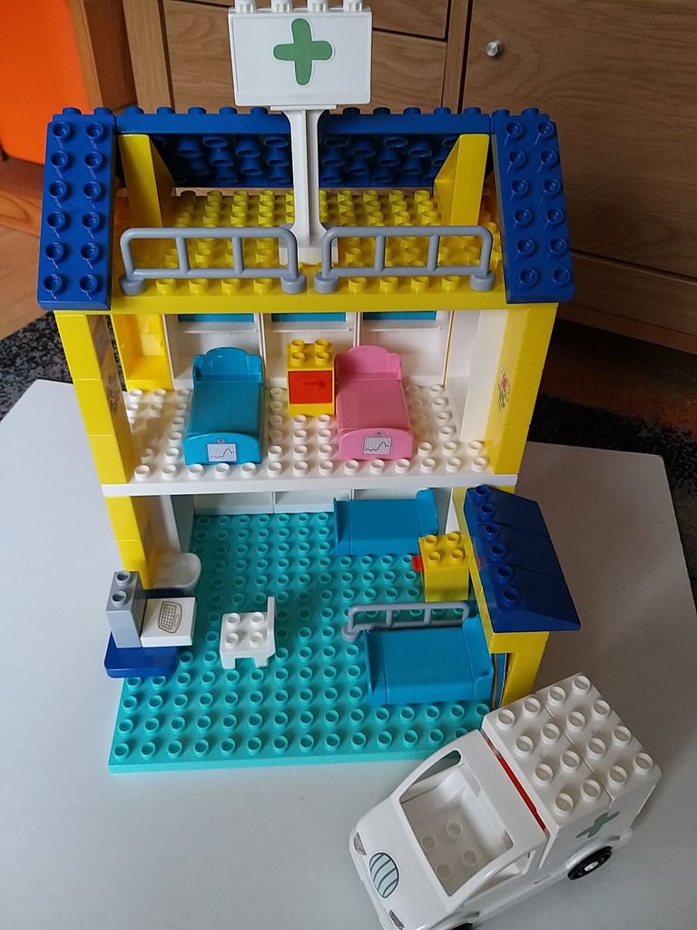 image for Peppa Pig Hospital like Duplo