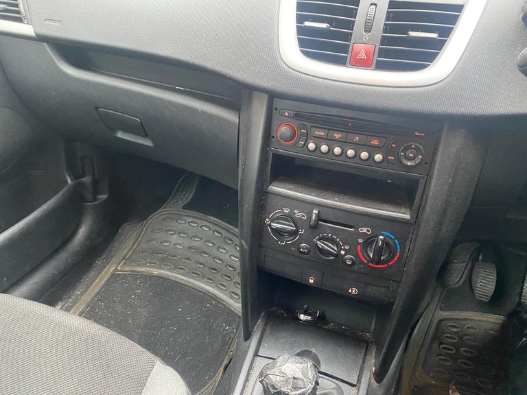 Peugeot, 207, Hatchback, 2008, Manual, 1360 (cc), 5 doors