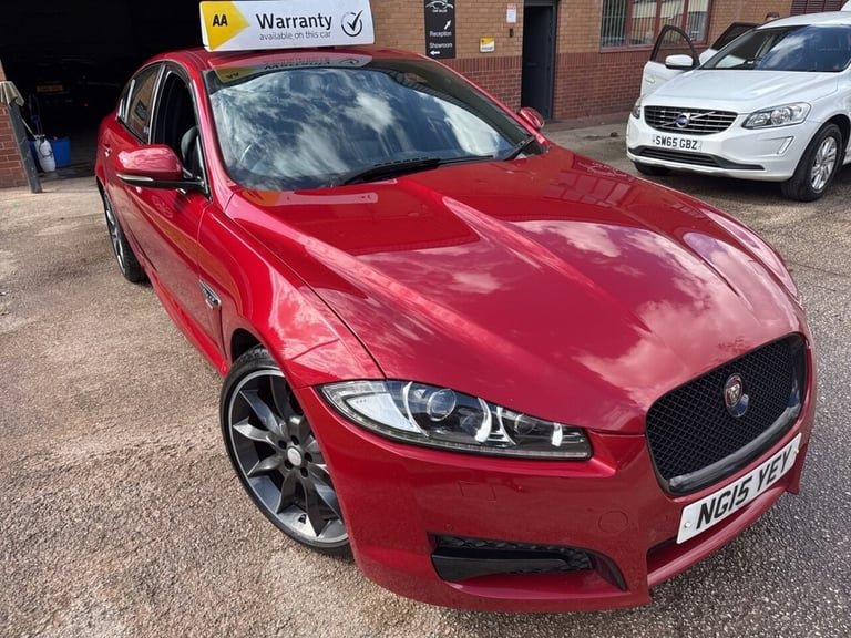 image for 2015 Jaguar XF 2.2d R-Sport Black Saloon 4dr Diesel Auto Euro 5 (s/s) (200 ps) Saloon Diesel Auto...