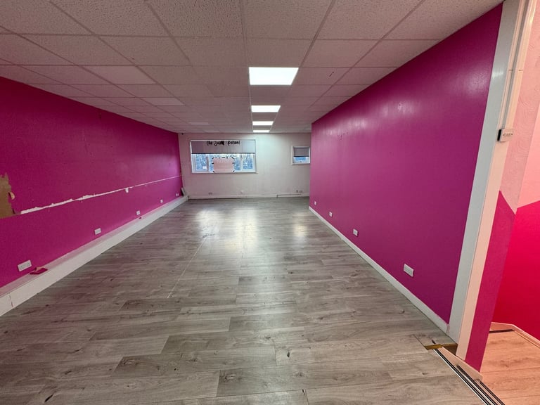 Commercial Property To-Let Cumnock Town Center