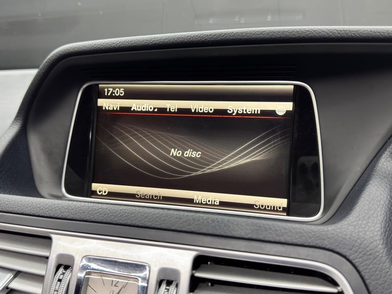 2013 Mercedes-Benz E-Class 3.0 E350d V6 BlueTEC AMG Sport Cabriolet G-Tronic+ Euro 6 (s/s) 2dr CO...