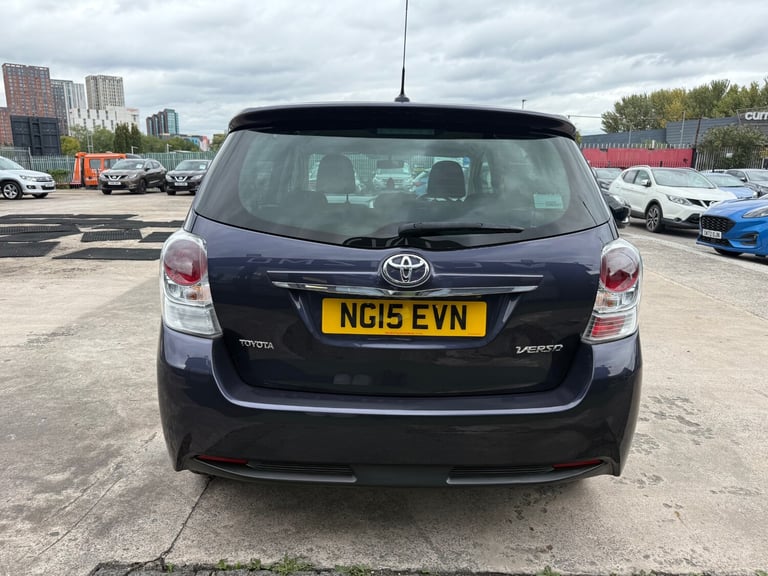 2015 Toyota Verso 1.6 V-matic Icon 5dr MPV Petrol Manual