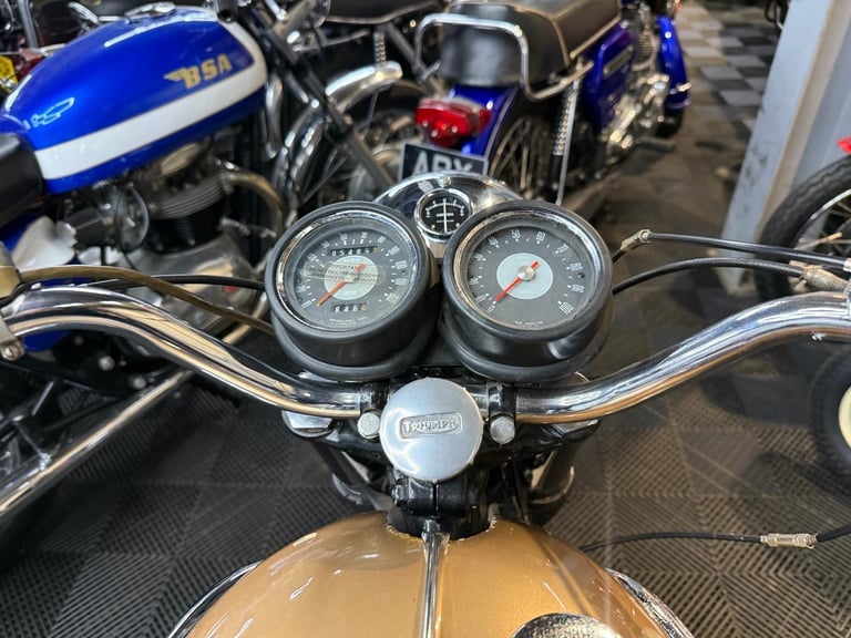 1964 Triumph T120 Bonneville 649cc, lovely useable classic, px welcome 