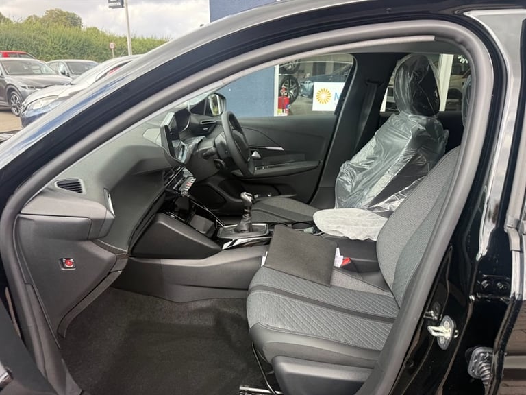 2025 Peugeot 208 1.2 PureTech Allure Hatchback 5dr Petrol Manual Euro 6 (s/s) (100 ps) Hatchback ...
