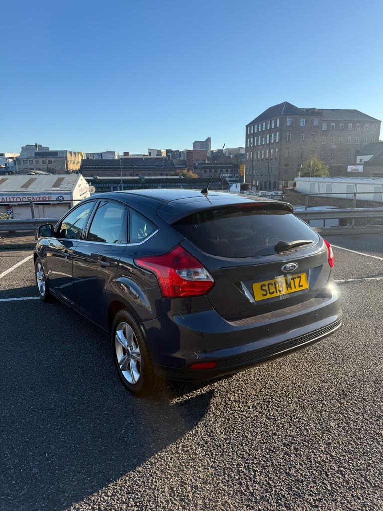 Ford, FOCUS, Hatchback, 2013, Manual, 998 (cc), 5 doors
