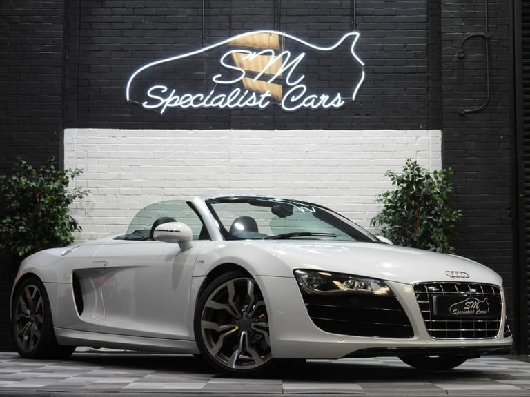image for 2012 12 AUDI R8 5.2 FSI V10 SPYDER 2DR PETROL R TRONIC QUATTRO EURO 5 (525 PS)