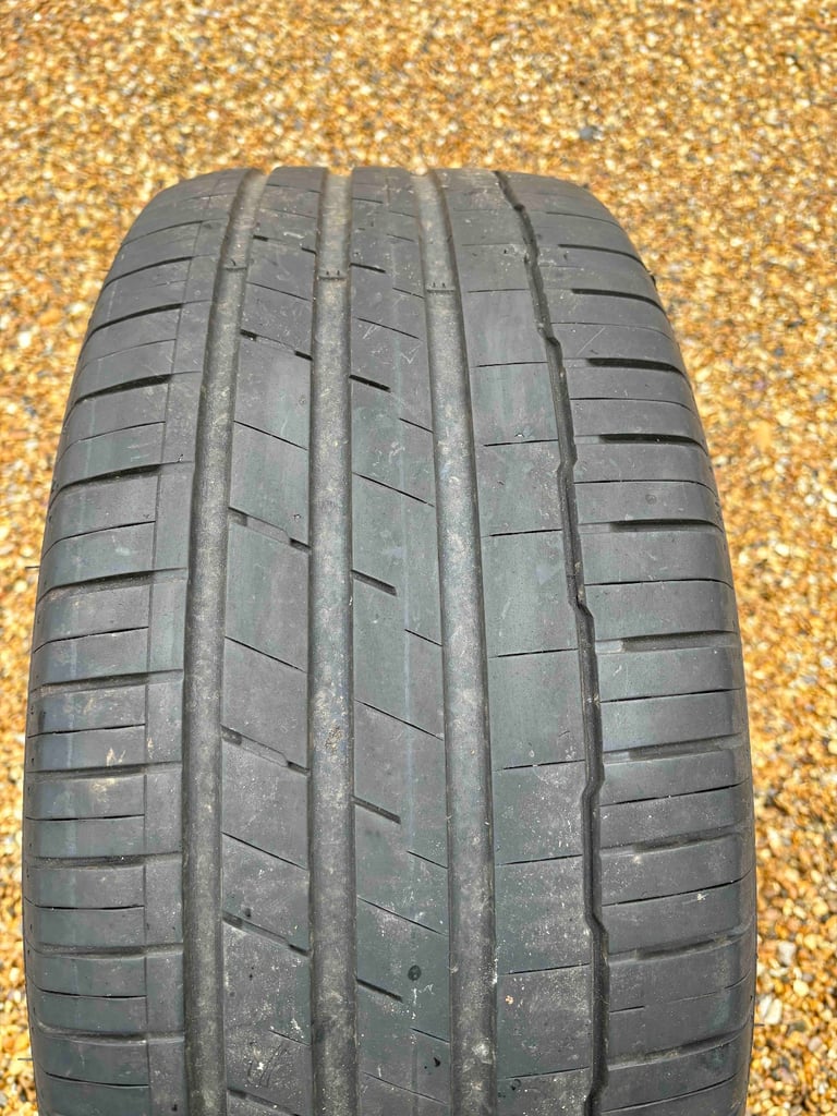 255/55Z/R18 Hankook Ventus S1 evo 3 SUV - Part Worn