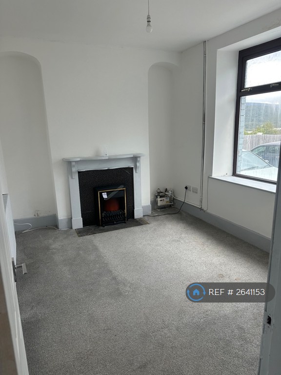 2 bedroom house in Abadare, Abadare, CF44 (2 bed) (#2641153)