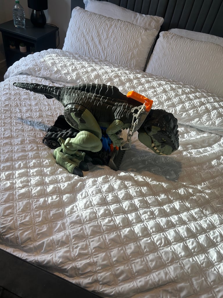 Jurassic World Bundle 