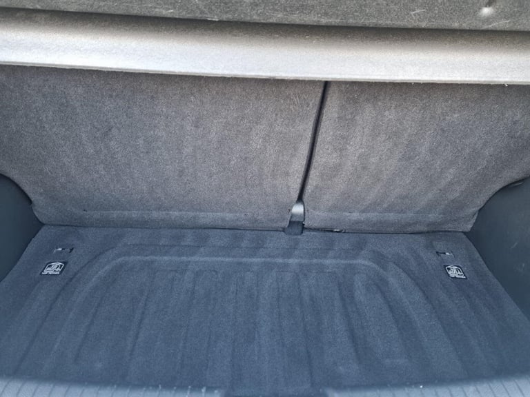 2015 Hyundai i10 1.0 Premium 5dr HATCHBACK PETROL Manual