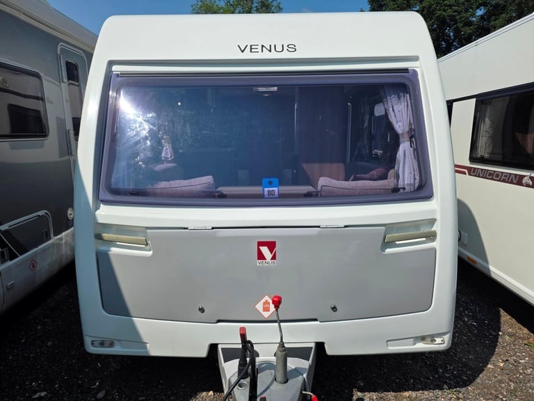 Lunar Venus 550/4 2016 Fixed Single Beds Touring Caravan - Trade Sale