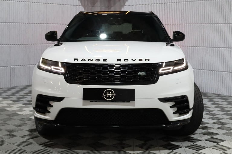 LAND ROVER RANGE ROVER VELAR 2.0 D240 R-Dynamic SE Auto 4WD Euro 6 (s/s) 5dr