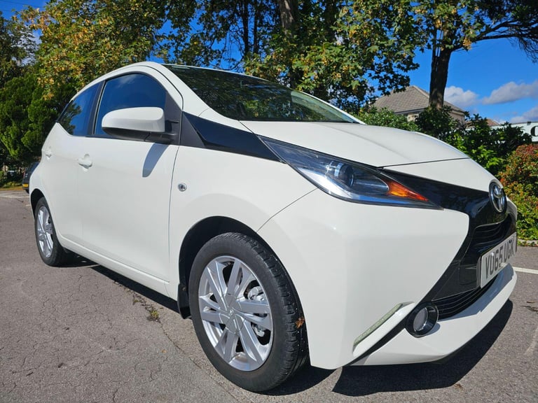 TOYOTA AYGO 1.0 VVT-i x-pression 2015