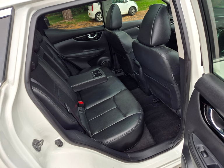 NISSAN QASHQAI TAX £20/YEAR FRESH MOT