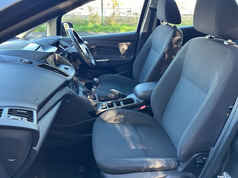 2017 Ford Grand C-MAX 1.0 T Zetec 5dr 7st Petrol