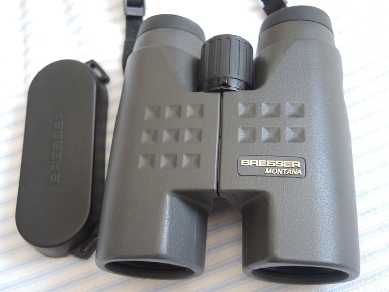 BRESSER MONTANA 10X42 BINOCULARS WITH CASE VIRTUALLY UNUSED 