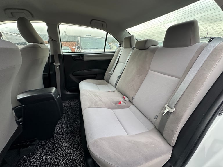 2014 Toyota Corolla (64 Plate) 1.5L PETROL HYBRID ELECTRIC AUTOMATIC 5 SEATER SALOON Saloon Petro...