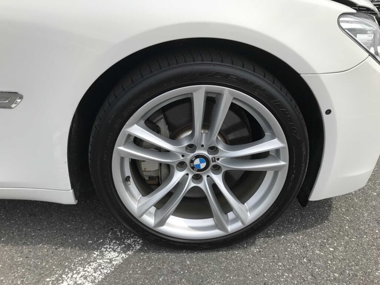 2015 65 BMW 750I M SPORT 4.4 V8 AUTOMATIC - OVER £17,500 OF OPTIONS EXTRAS