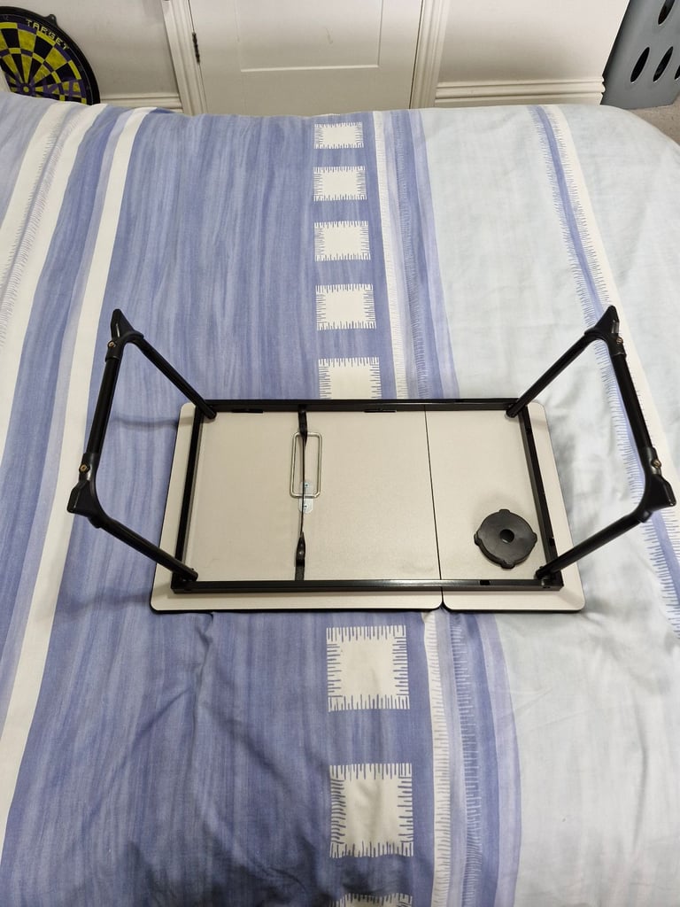  Sale pending   (Fold up bed table) 