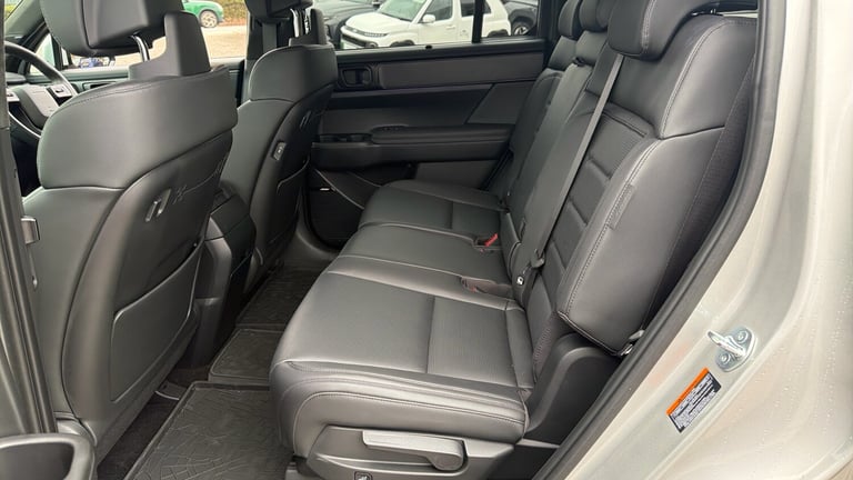 2025 Hyundai Santa Fe 1.6 TGDi Plug-in Hybrid Calligraphy 5dr 4WD Auto Estate Estate Hybrid Autom...