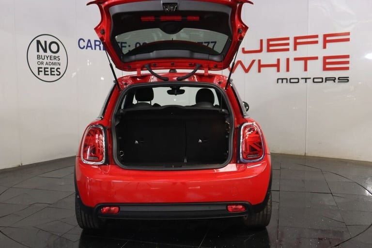 2020 MINI Electric Hatch Cooper SE 32.6kWh Level 2 3dr Auto (SAT NAV, HALF LEATHER) Hatchback ELE...