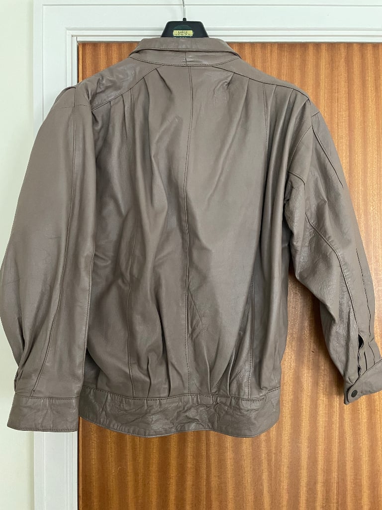 Ladies Vintage Taupe Coloured Leather Jacket