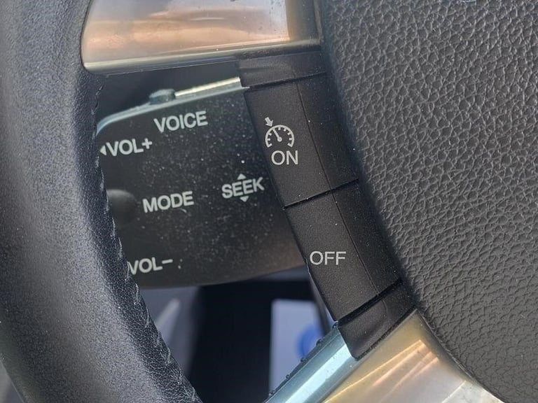 2010 Ford Kuga 2.0 TDCi Zetec 2WD Euro 4 5dr ESTATE Diesel Manual