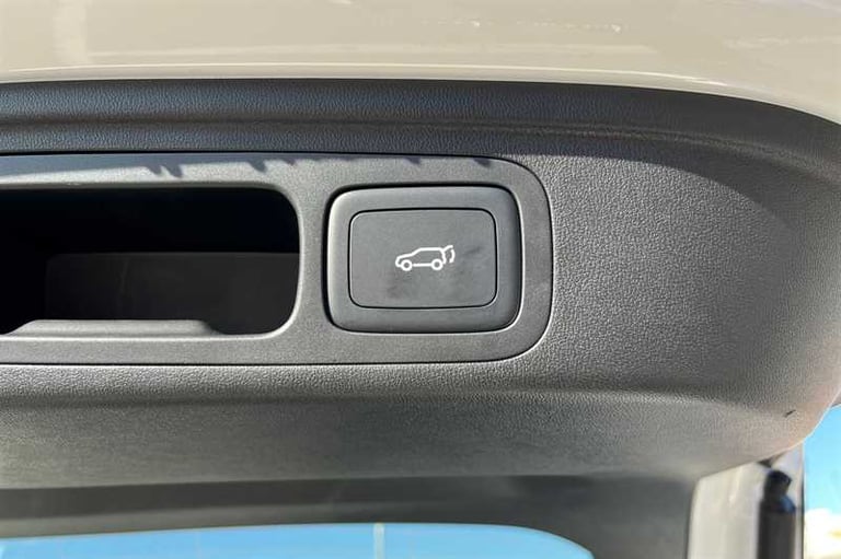 2025 MG MG HS 1.5 T-GDI PHEV Trophy 5dr Auto ESTATE PETROL/ELECTRIC Automatic