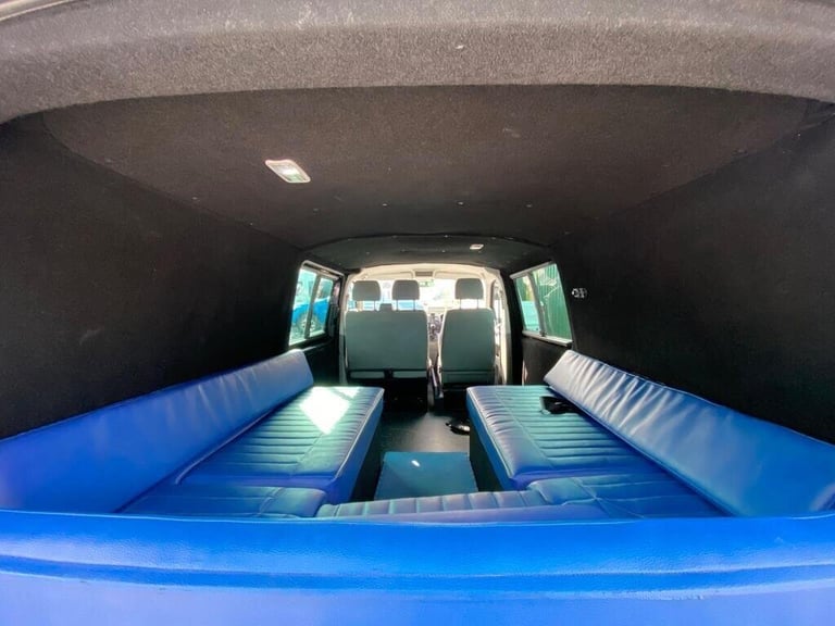 2006 Volkswagen Transporter 2.5 TDi T32 REAR LONGUE-5 BELTS-20 inch ALLOYS-PRIVATE PLATE MOTORHOM...