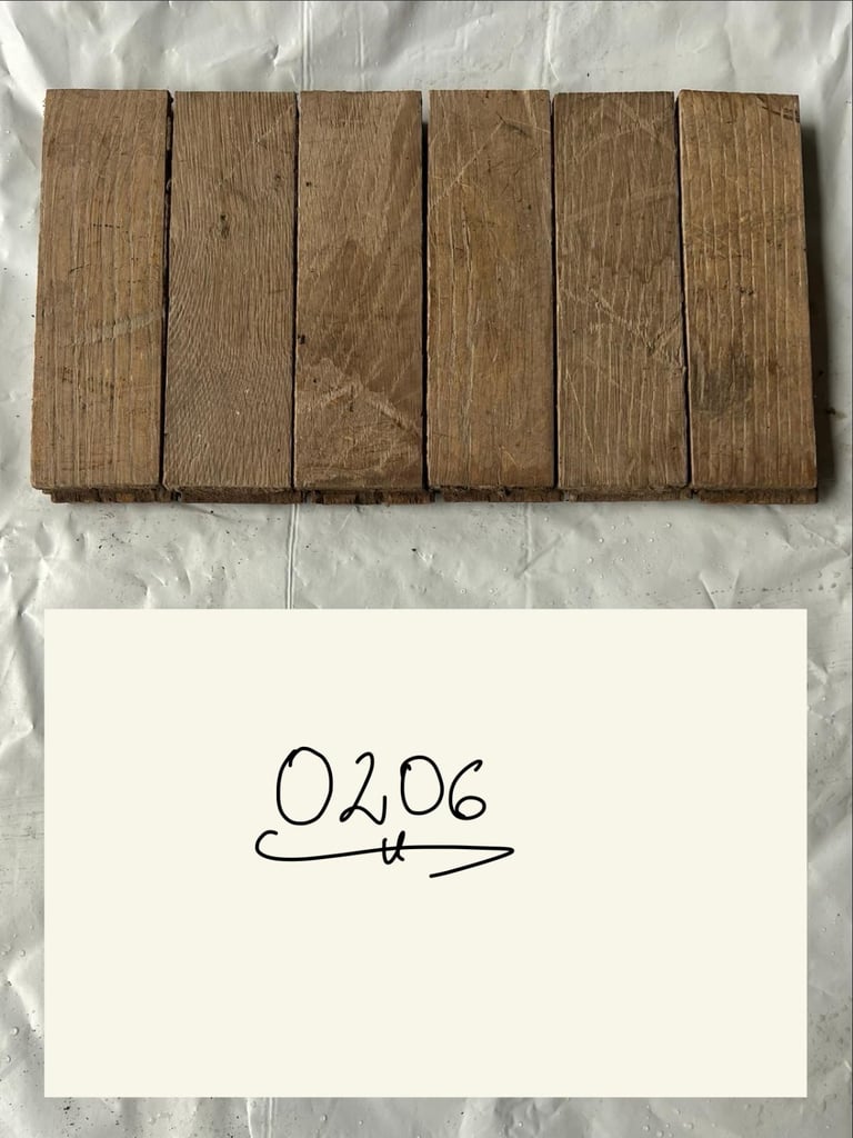 image for 🌿 O206 — Reclaimed Oak Parquet Flooring (20 x 6 cm) @wood_job_uk