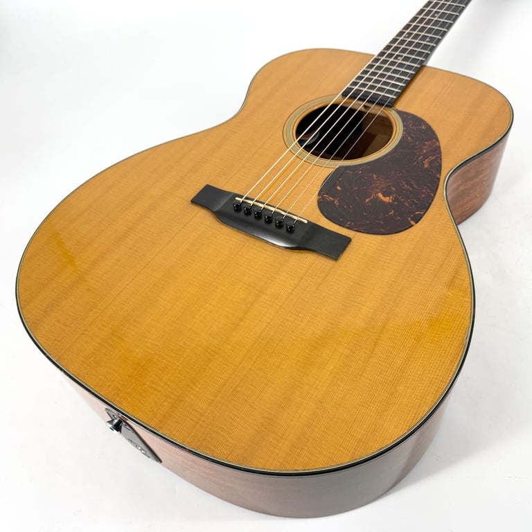 2014 Martin 000-18E Retro - Natural - Trades