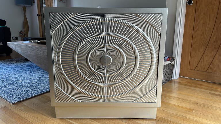 Stunning drinks cabinet