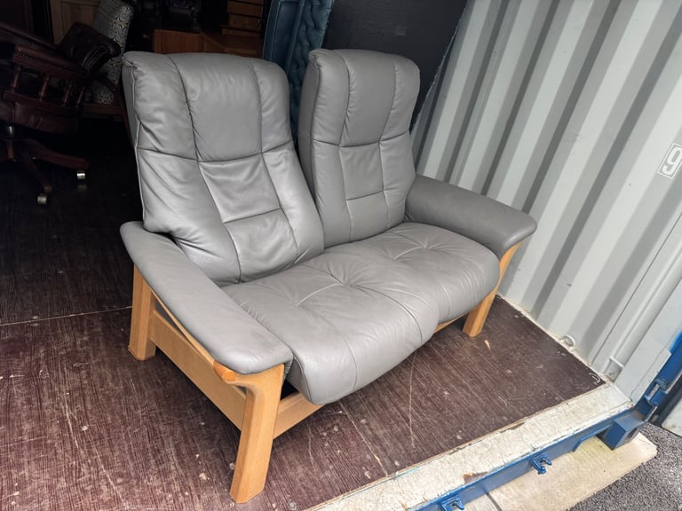 Ekornes Stressless Grey Leather 2 seater Recliner sofa Possible Delivery