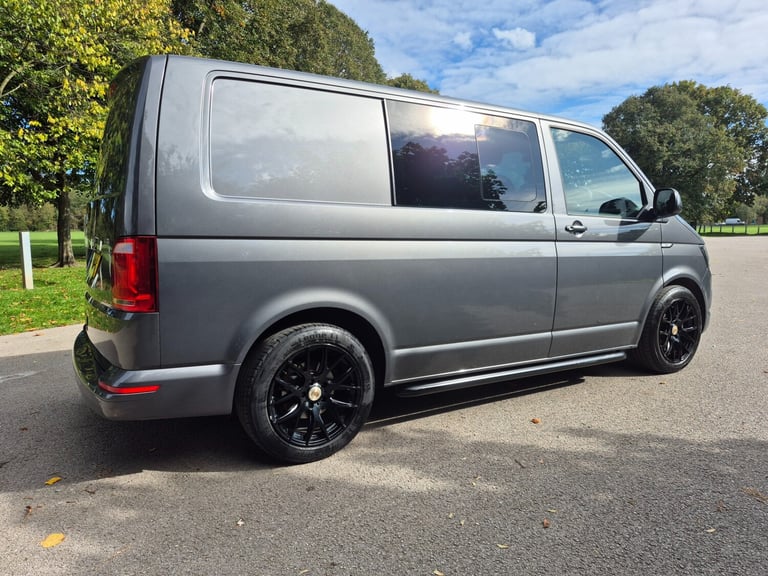 2018 Volkswagen Transporter 2.0 TDI BMT 150 Highline Kombi Van WINDOW VAN Diesel Manual