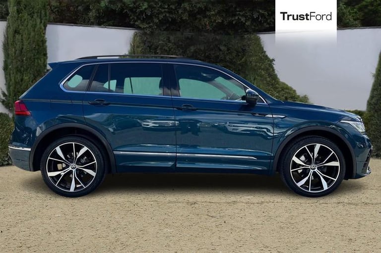 2021 Volkswagen Tiguan 2.0 TDI R-Line 5dr DSG ** Touch Screen Navigation - USB / Bluetooth Connec...