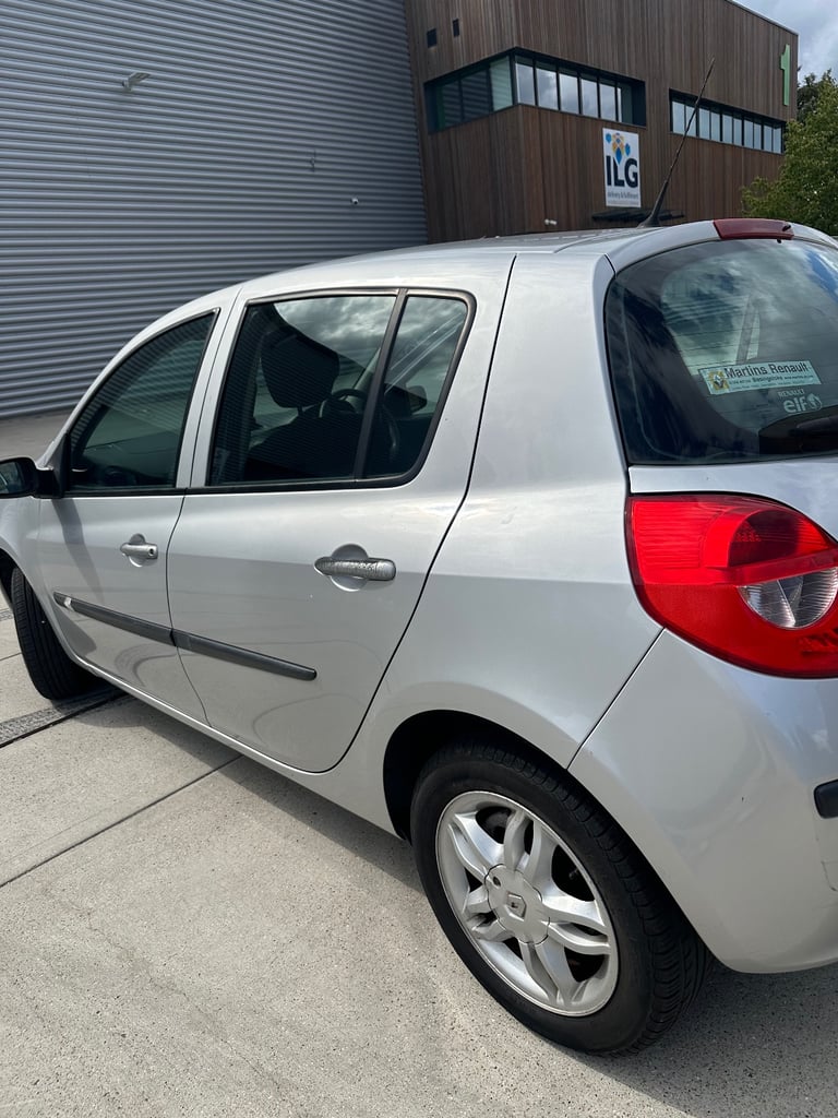 Renault, CLIO, Hatchback, 2008, Other, 1598 (cc), 5 doors