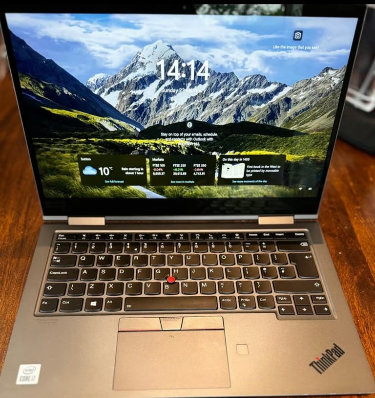 Lenovo laptop *Touch Screen* X1 Yoga 5th Gen, i7 4.9ghz, TBT3, Excel Cond, 16GB Ram, 512gb SSD