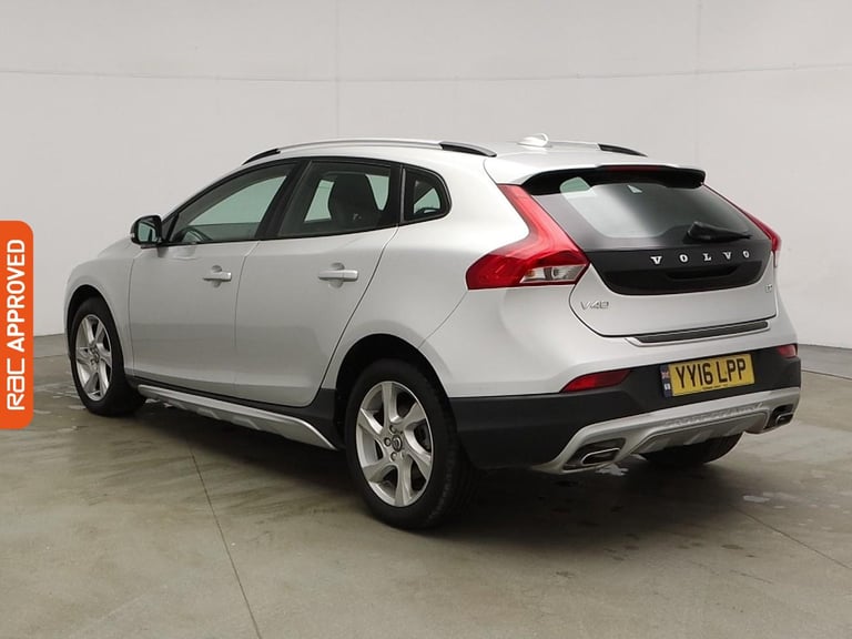 2016 Volvo V40 Cross Country 2.0 D2 Lux Hatchback 5dr Diesel Manual Euro 6 (s/s) (120 ps) Hatchba...