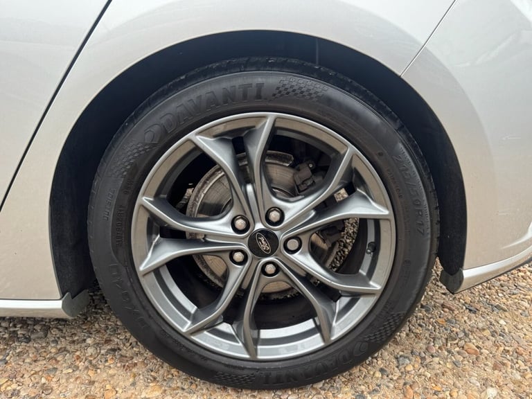 2019 Ford Focus 1.0T EcoBoost ST-Line Hatchback 5dr Petrol Manual Euro 6 (s/s) (125 ps) Hatchback...