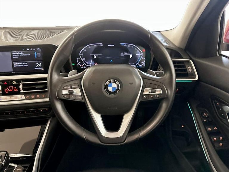 2019 BMW 3 Series 2.0 330e 12kWh SE Pro Auto Euro 6 (s/s) 4dr Automatic Saloon Hybrid Automatic
