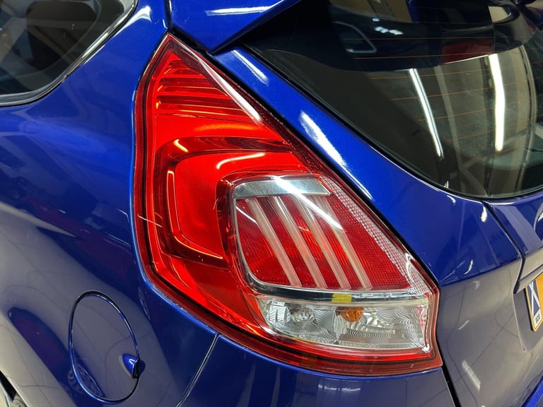 2017 Ford Fiesta 1.6T EcoBoost ST-3 Euro 6 3dr HATCHBACK Petrol Manual